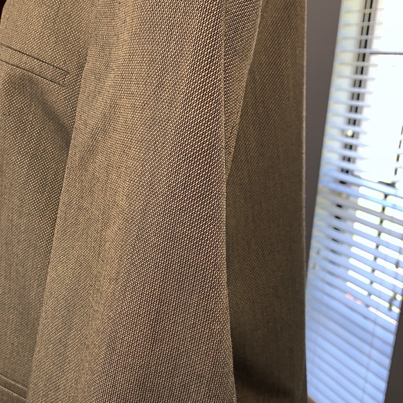 J. FERRAR Suit Coat Sz 42R - Picture 7 of 12